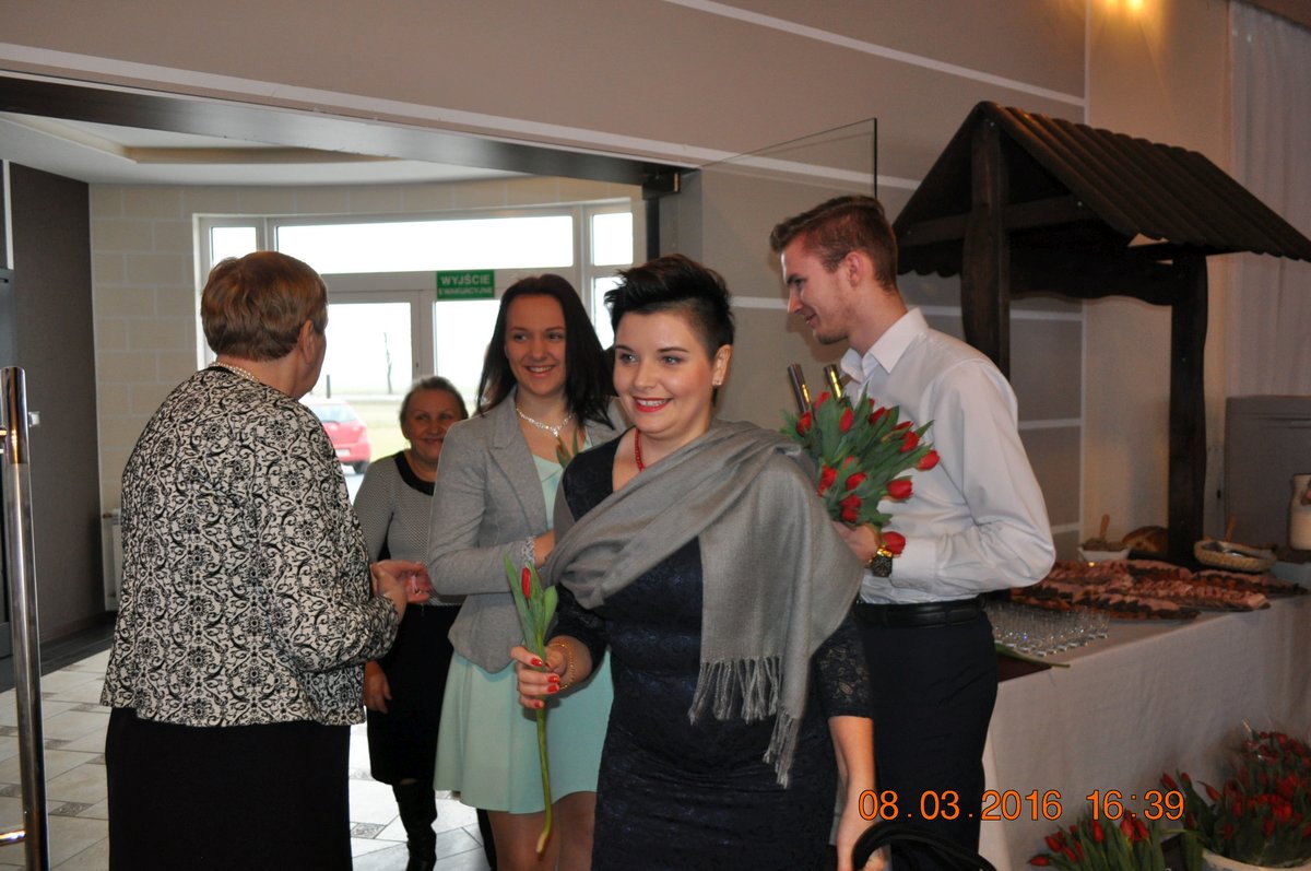 Świat bez kobiet byłby jak ogród bez kwiatów