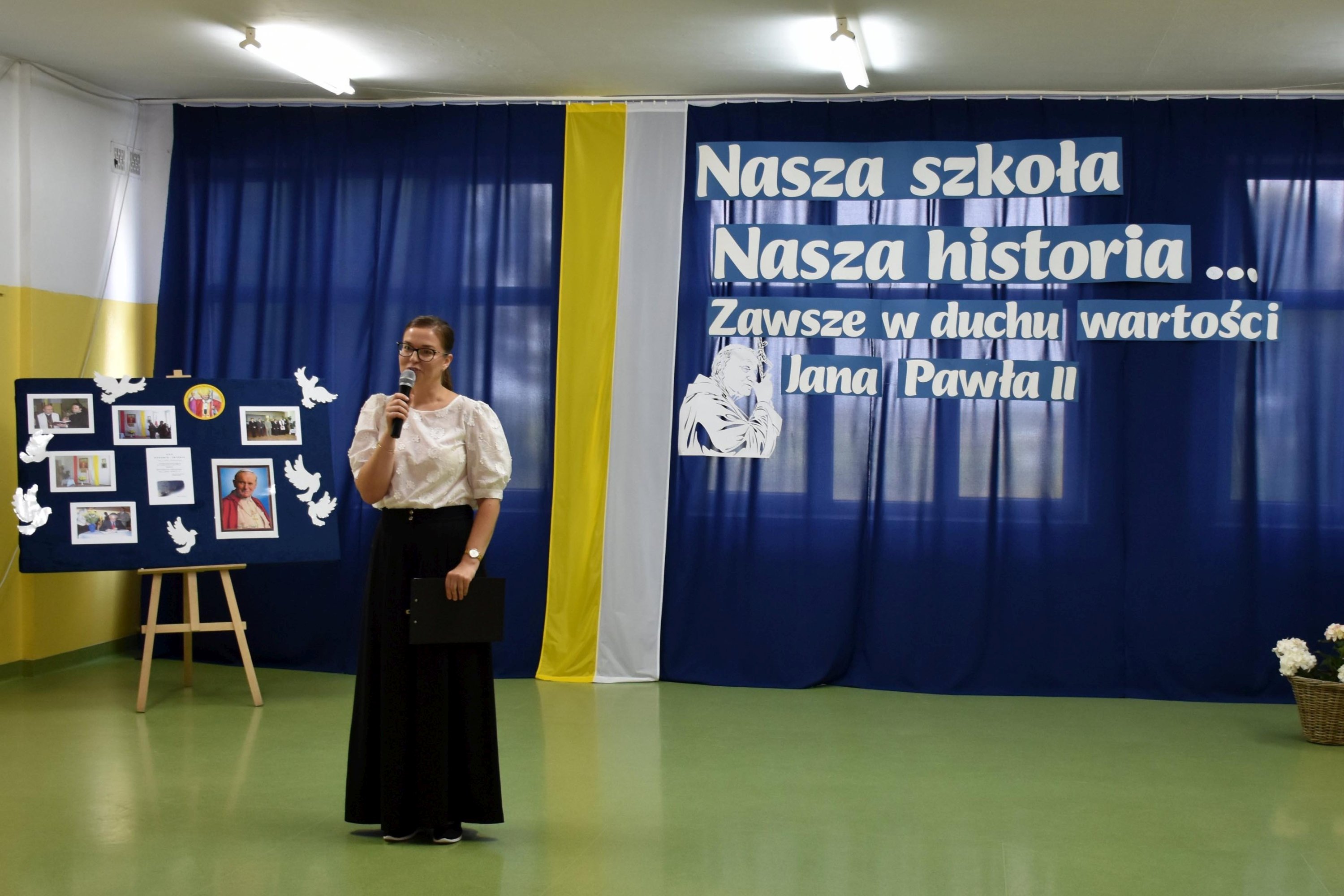 Jubileusz 20-lecia nadania imienia Świętego Jana Pawła II Szkole Podstawowej w Bylicach-Kolonii