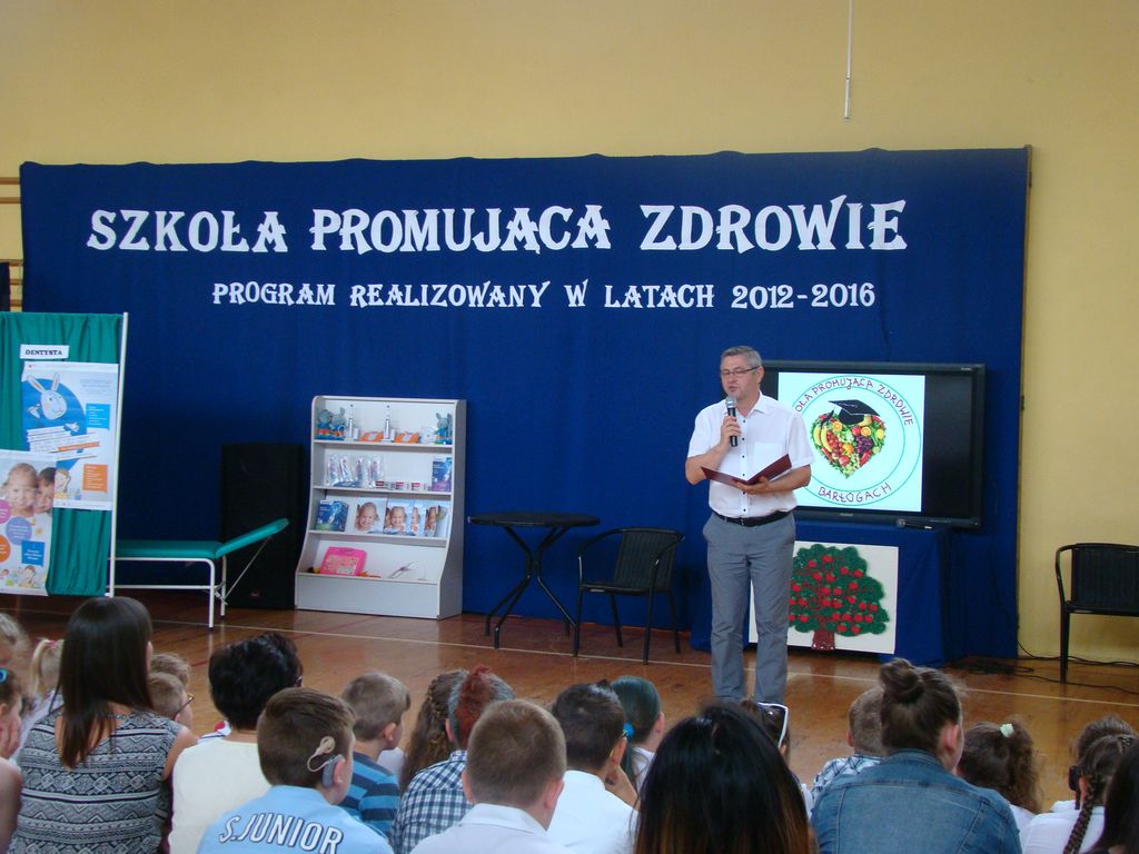 Wizyta studyjna w szkole podstawowej w Barłogach